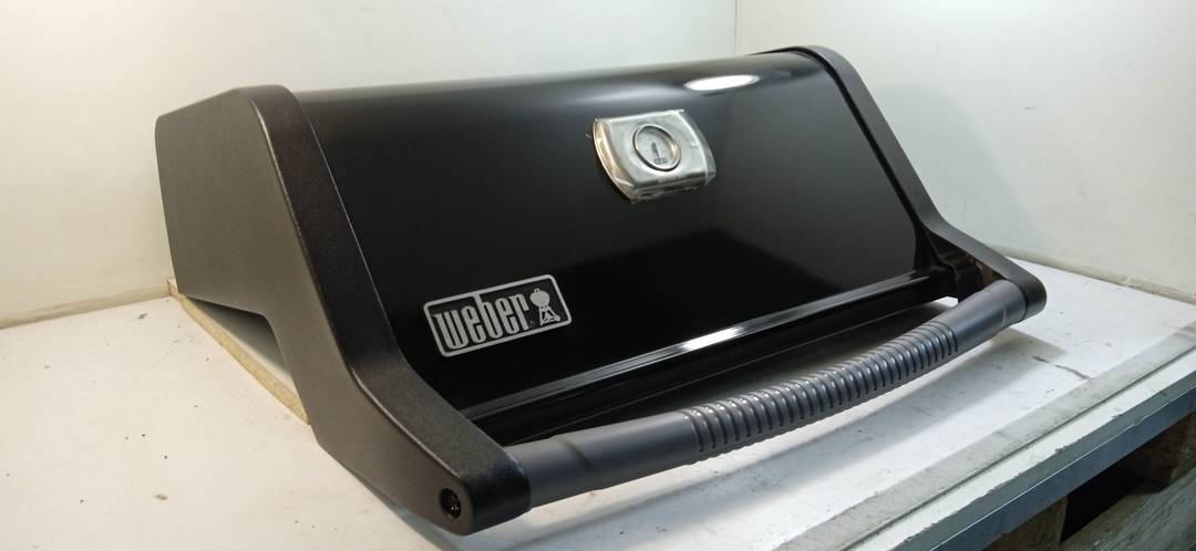 F91521 Capot de barbecue