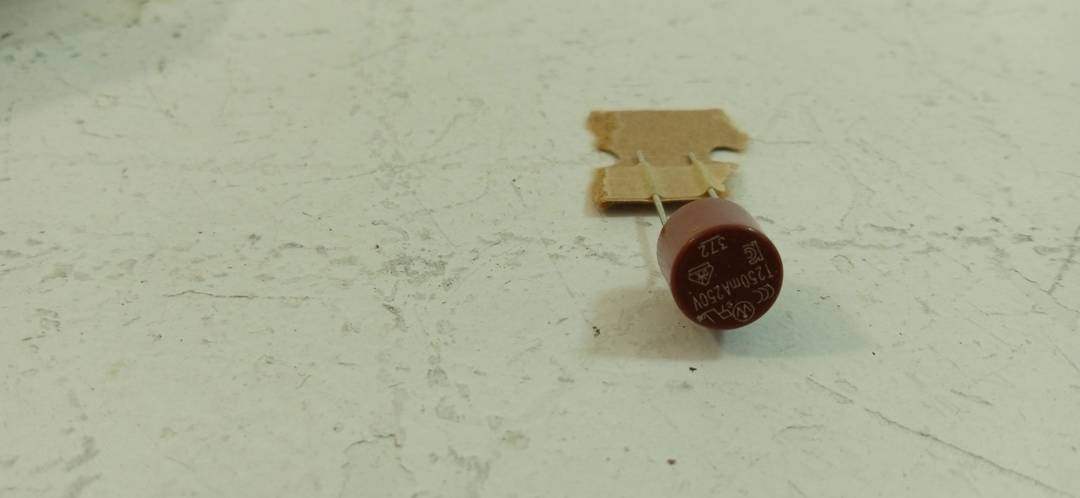 481225338001 Fusible, Diode