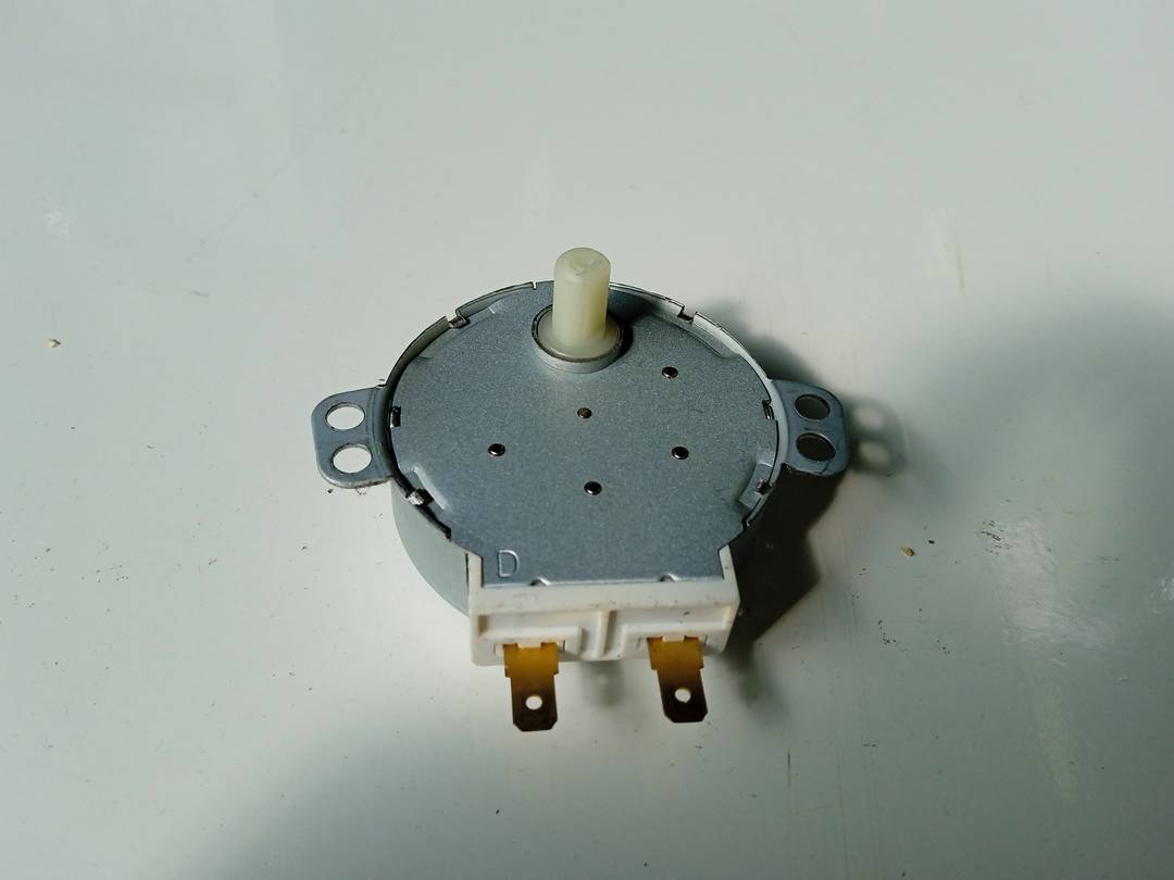 435A44 Moteur de plateau 