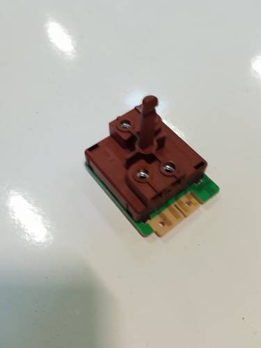 132050300/4 Sélecteur